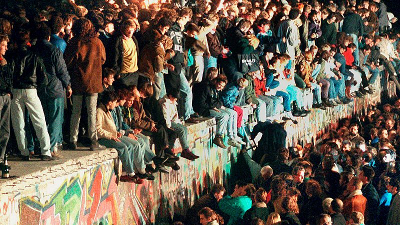 El gallo que no cesa - 30 años de la caída del muro de Berlín - Escuchar ahora
