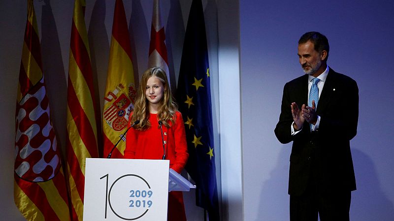 24 horas - El rey Felipe VI pide en su discurso una "Cataluña sin violencia" - Escuchar ahora