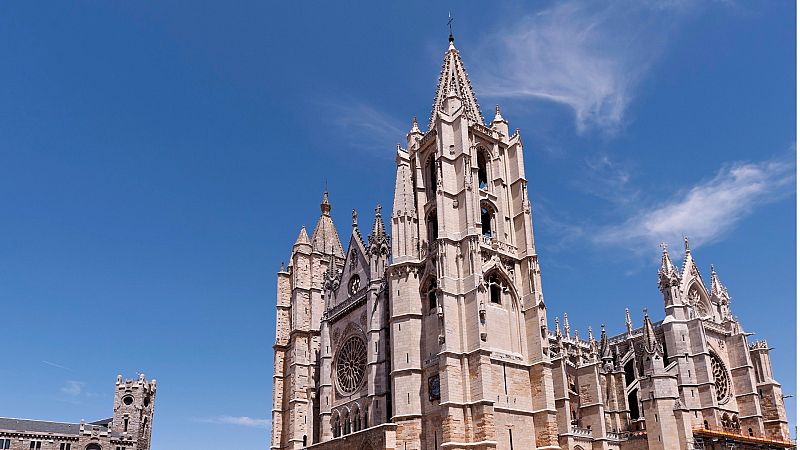 Reportajes Emisoras - León - El rosetón de la catedral - 05/11/19 - Escuchar ahora