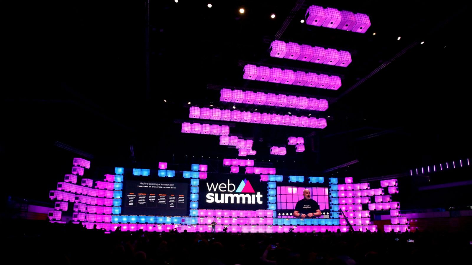  Las mañanas de RNE con Íñigo Alfonso - Cita con el emprendimiento en Lisboa: web summit - Escuchar ahora