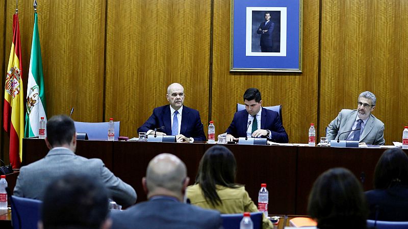 14 horas - Chaves abandona por "electoralista" la comisión que investiga los cursos de formación - Escuchar ahora