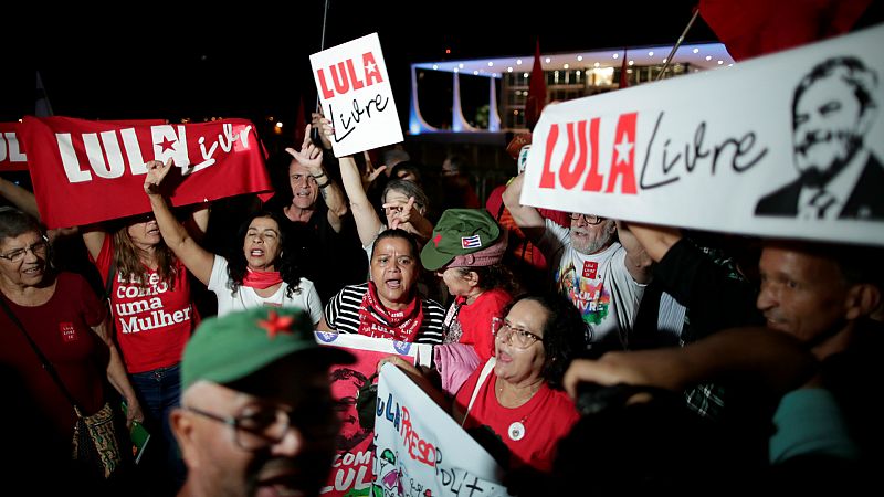 14 horas - Lula da Silva, con posibilidades de salir de la cárcel - Escuchar ahora
