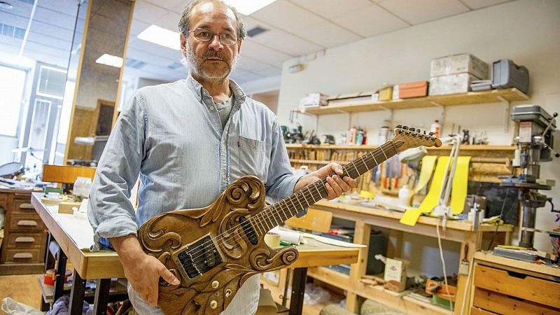 Dando la nota - Luthier Carlos Sabrafén - 09/11/19 - Escuchar ahora