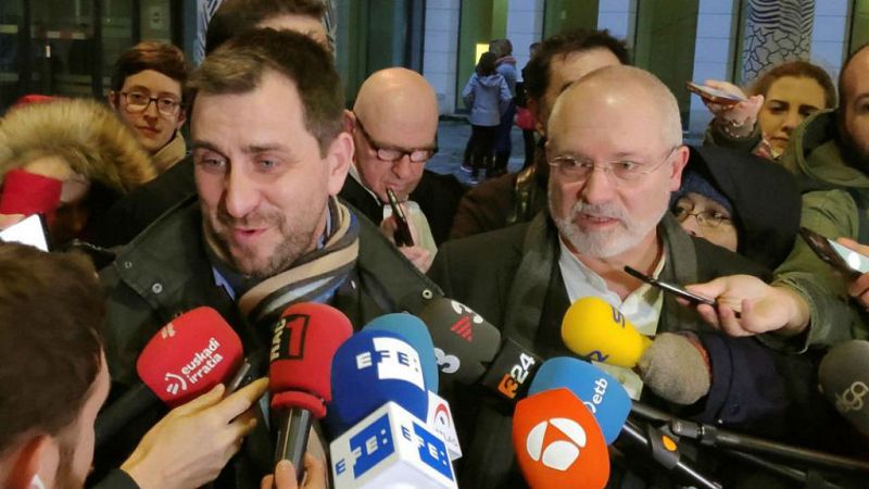 Boletines RNE - El juez belga aplaza la vista de Com�n y Puig al 16 de diciembre el mismo d�a que Puigdemont - Escuchar ahora