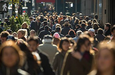  Boletines RNE - Casi la mitad de los catalanes rechaza la independencia, según una encuesta del Centre de Estudios de Opinión de la Generalitat (CEO) - Escuchar ahora