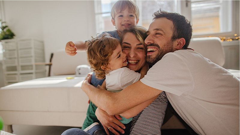 Punto de enlace - En pareja, con hijos y en un piso en propiedad - 18/11/19 - escuchar ahora