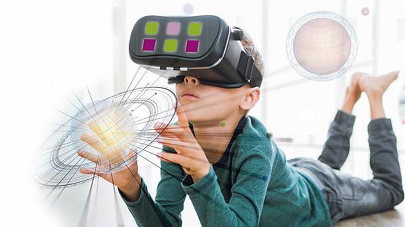 Raíz de 5 - Innovar en el aula: visitamos SIMO 2019 - 18/11/19 - Escuchar ahora