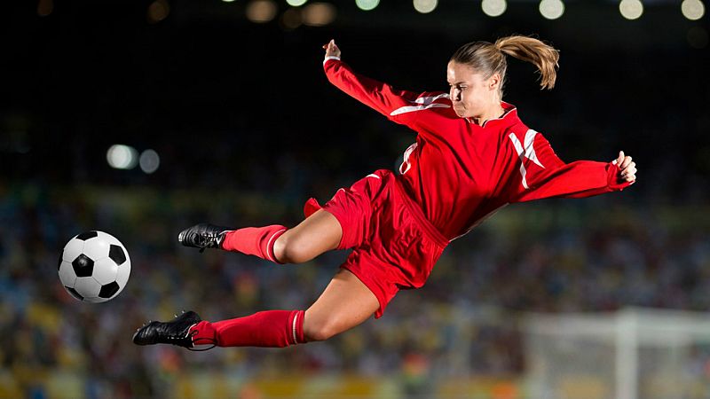 Más altas, más rápidas, más fuertes - Fin de la huelga de fútbol femenina - 19/11/19 - Escuchar ahora