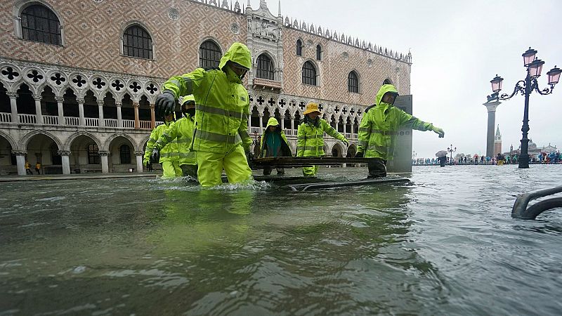 Europa abierta en Radio 5 - Peridis, dibujante y arquitecto: "La sal del agua puede acabar con Venecia" - 19/11/19 - Escuchar ahora