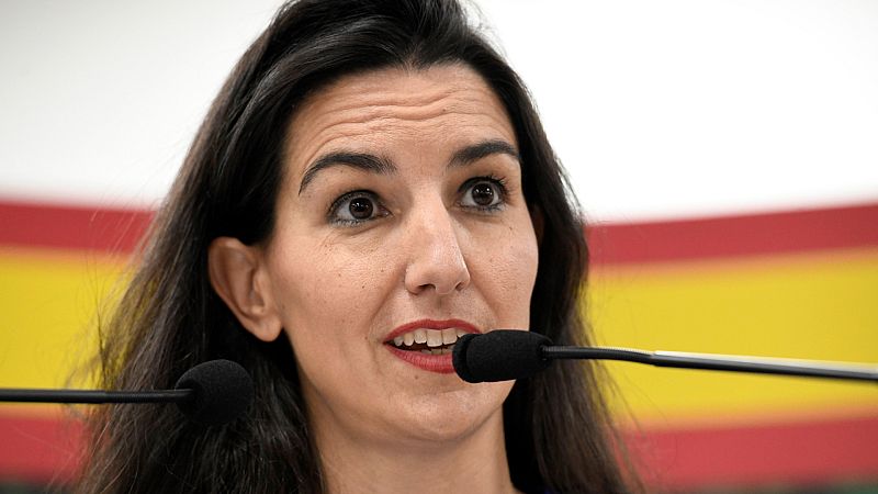 Boletines RNE - Vox impide que Madrid acuerde una declaración institucional contra la violencia de género - Escuchar ahora