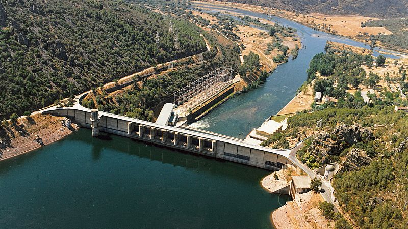 14 horas - Un fallecido tras una explosión en el Embalse de Cíjara - Escuchar ahora