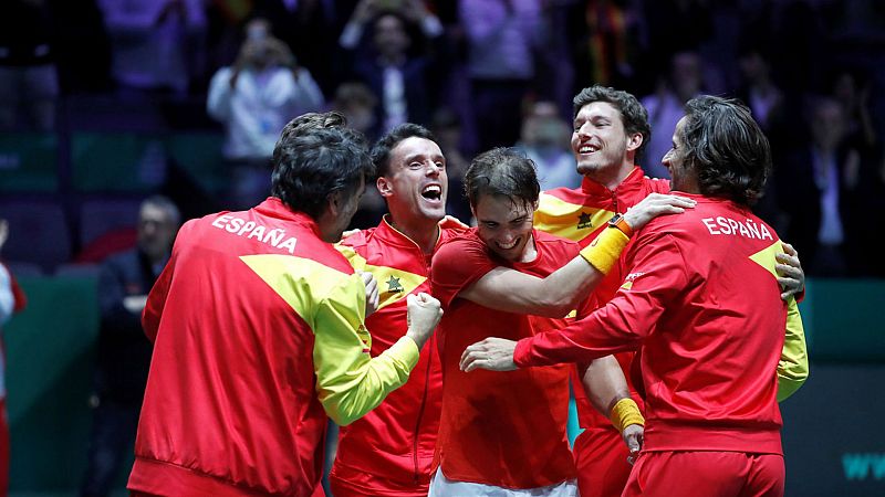 Tablero Deportivo - España gana por sexta vez la Copa Davis, campeona del mundo - Escuchar ahora