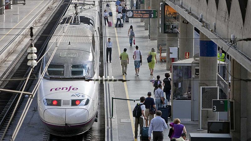 14 horas - La compañía francesa SNCF y la italiana Trenitalia-Ilsa, competirán con Renfe en el AVE - Escuchar ahora