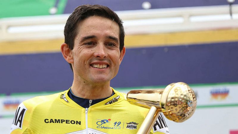Oscar Sevilla, 43 años, dilata su carrera ciclista - Escuchar ahora