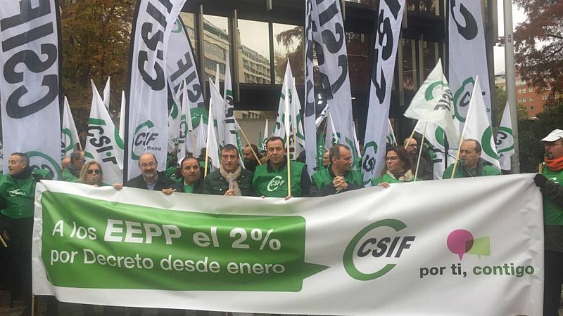  Las mañanas de RNE con Íñigo Alfonso - Los sindicatos reclaman la subida salarial de los empleados públicos - Escuchar ahora