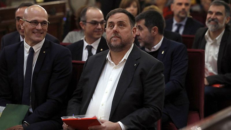 Boletines RNE - El Constitucional rechaza sin unanimidad el recurso de Junqueras contra su prisión preventiva - Escuchar ahora