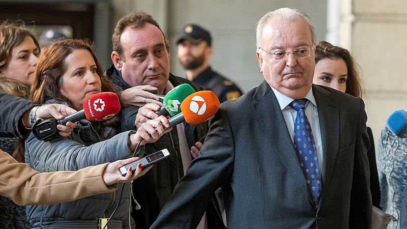 Libertad para cuatro ex altos cargos de la Junta condenados por los ERE