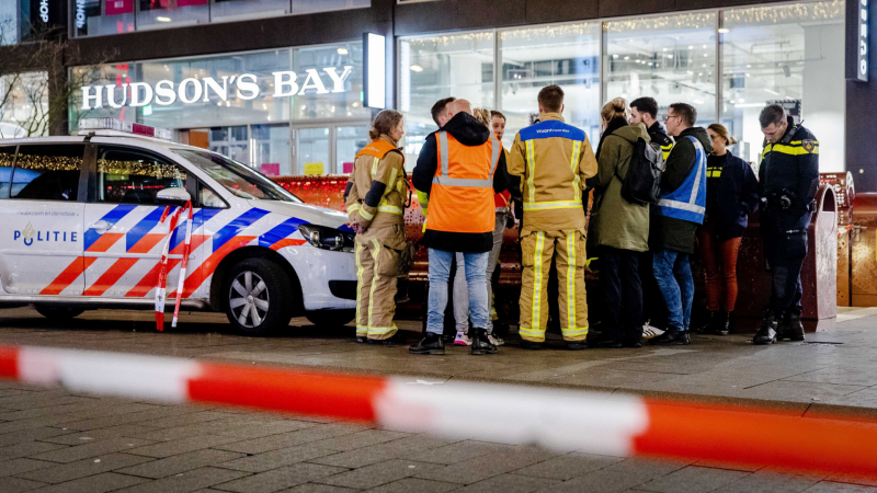 Ataque con numerosos heridos por arma blanca en La Haya - escuchar ahora