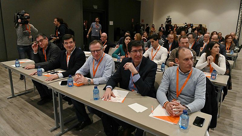 Boletines en RNE - Voces críticas de Ciudadanos critican la elección y la falta de autocrítica - Escuchar ahora