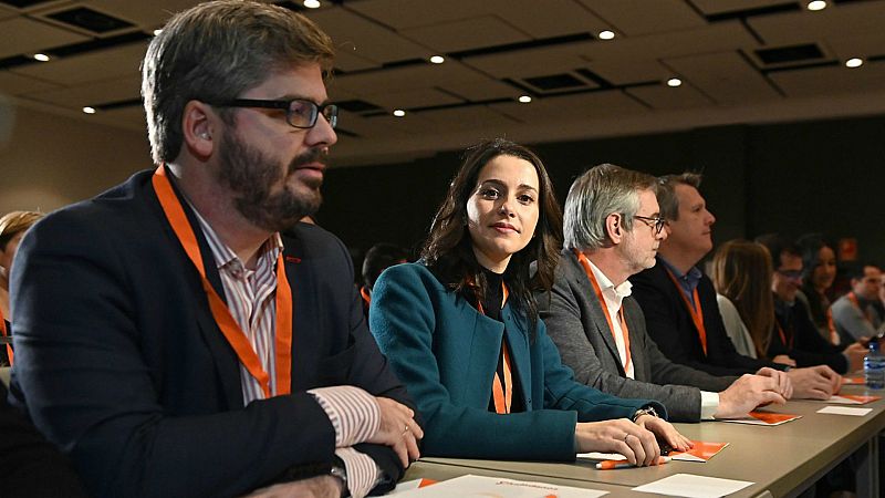 24 horas fin de semana - Los críticos en Ciudadanos temen que se les silencie - Escuchar ahora