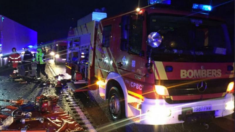 Boletines RNE - Tres fallecidos en un accidente de tráfico en Vilanova d'Alcolea, Castellón - Escuchar ahora 