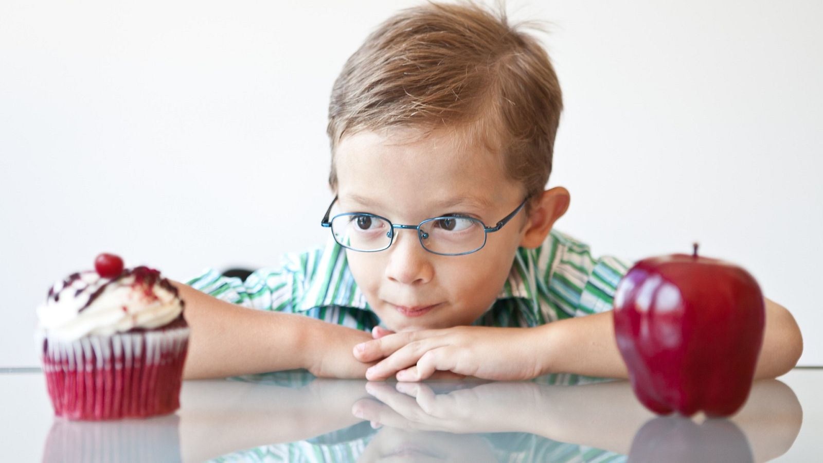Todo Noticias - Mañana - Cómo educar a los niños en una alimentación saludable - Escuchar ahora