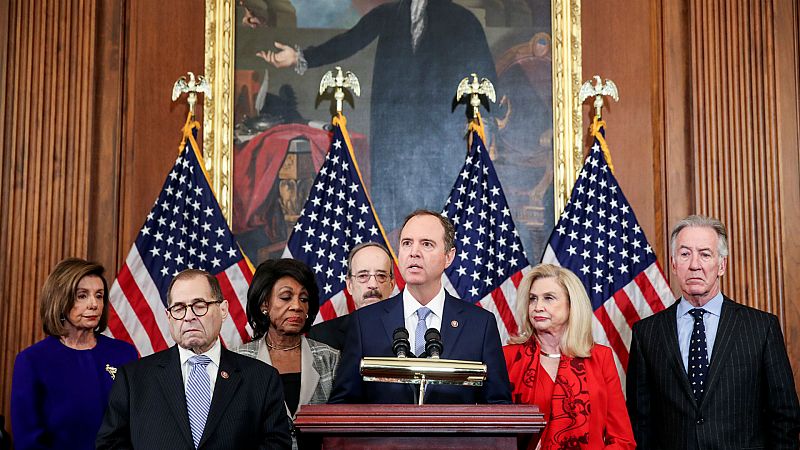 Boletines RNE - La Cámara de Representantes acusa a Trump de abuso de poder y obstrucción al Congreso - Escuchar ahora