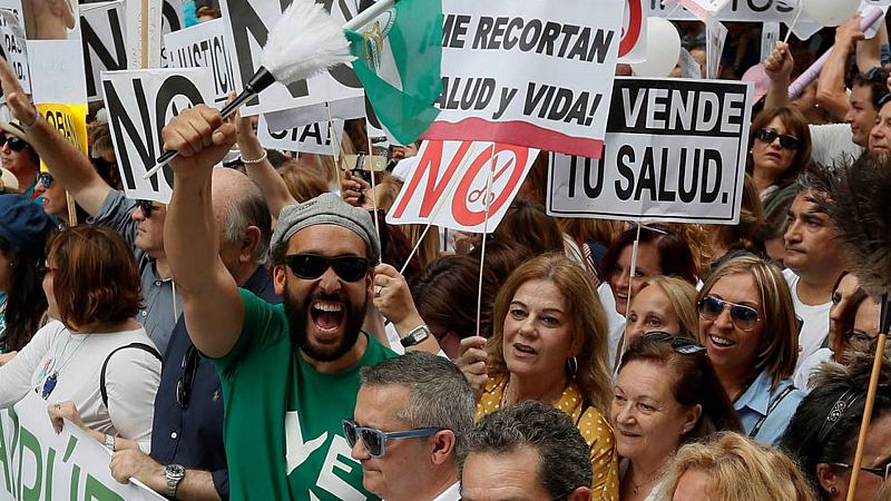 14 horas fin de semana - Movilizaciones en Andalucía por el colapso en la sanidad pública - Escuchar ahora