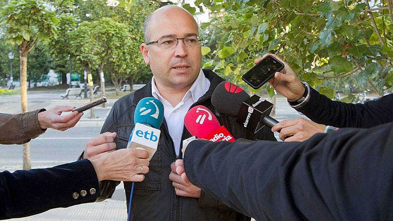  24 horas - Iker Anduza: "El foco del 'Caso de Miguel' está en el Gobierno Vasco" - Escuchar ahora 