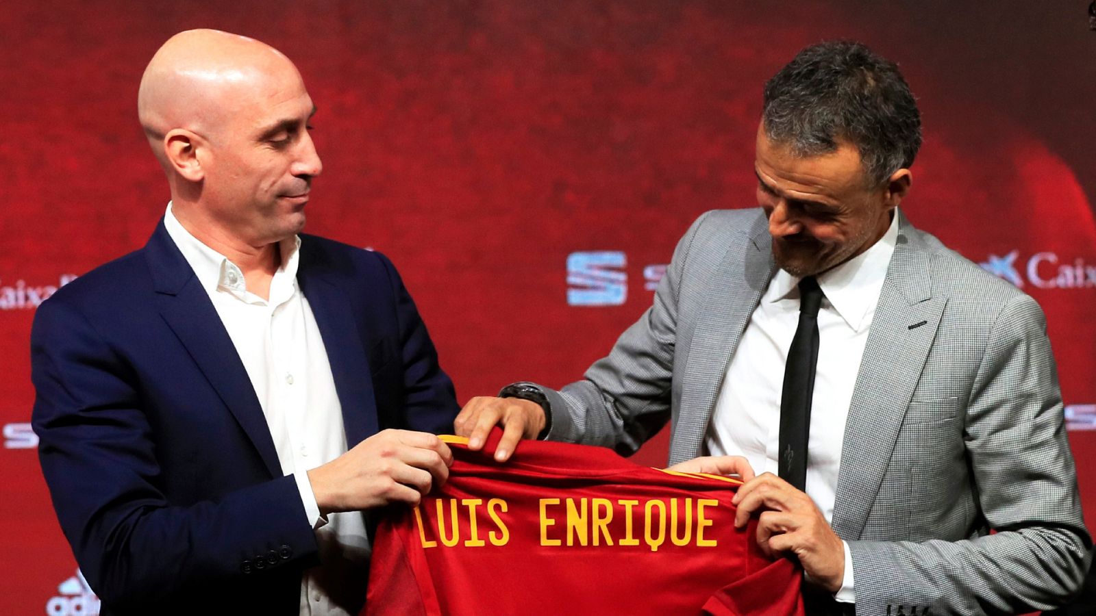 24 horas - Convulso 2019 para la selección española de fútbol - Escuchar ahora