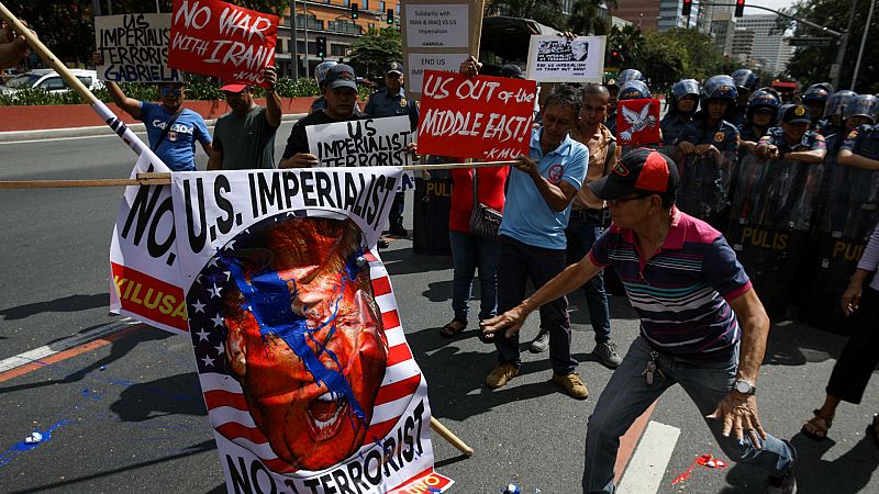 Boletines RNE - Trump avisa a Irán que atacará "rápida y contundentemente" - Escuchar ahora