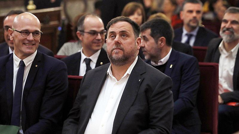 Boletines RNE - El Parlamento Europeo reconoce a Junqueras, Puigdemont y Comín como eurodiputados - Escuchar ahora