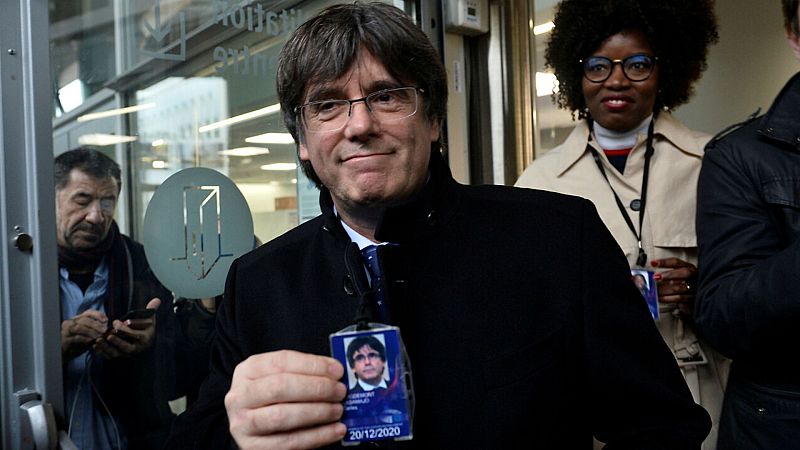 24 horas fin de semana - Puigdemont y Comín se estrenan como eurodiputados Quim Torra estará con ellos - Escuchar ahora