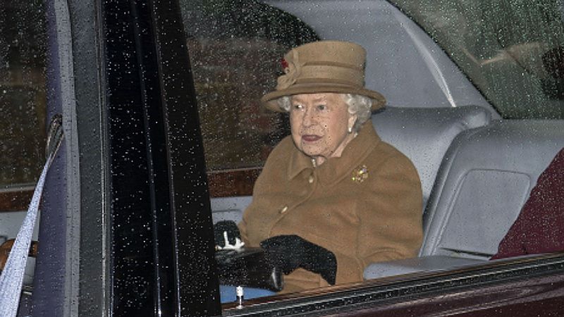 14 horas - Isabel II convoca una reunión para abordar el futuro de los duques de Sussex - Escuchar ahora