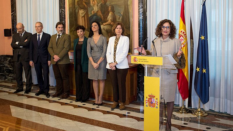  Boletines RNE - María Jesús Montero espera aprobar los presupuestos "en el menor plazo de tiempo" - Escuchar ahora 