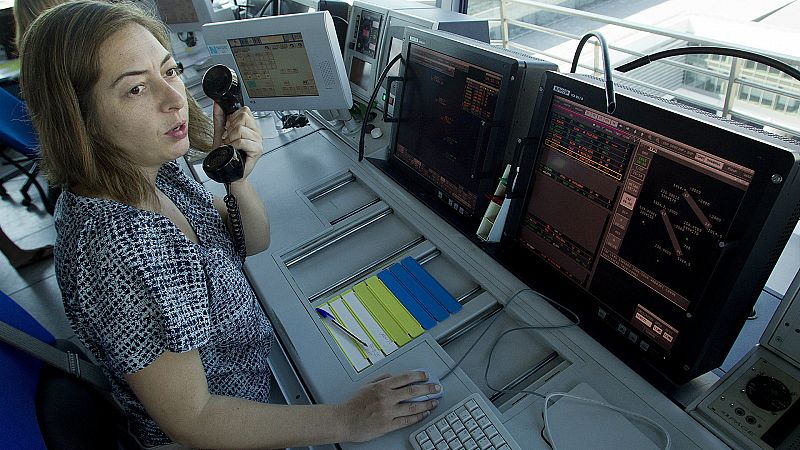 14 horas - Así es el convenio de los controladores aéreos - Escuchar ahora