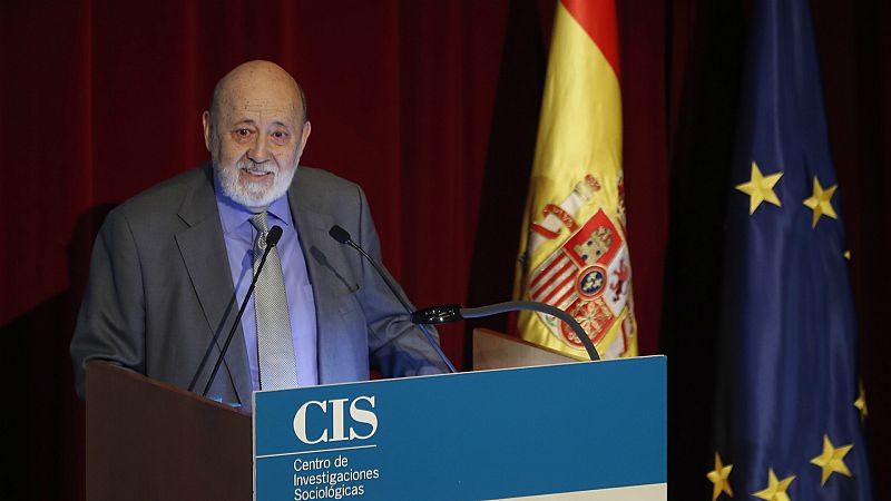 Boletines RNE - Tezanos continuará al frente del CIS - Escuchar ahora