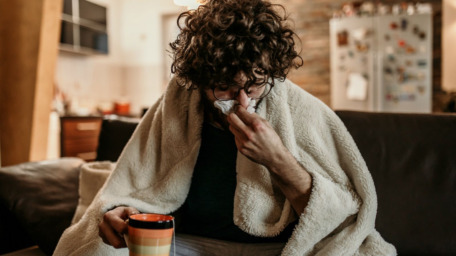 14 horas - Castilla y León habilita un teléfono gratuito para consultas sobre la gripe - Escuchar ahora