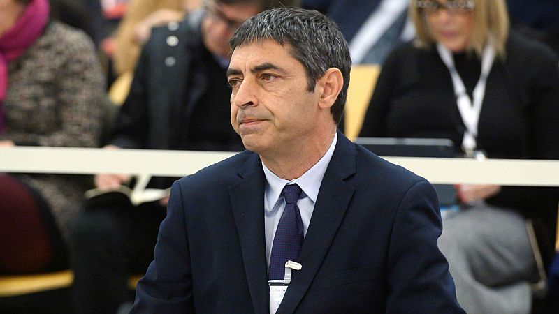 14 horas - Trapero asegura que no ten�a una relaci�n estrecha con Puigdemont - Escuchar ahora