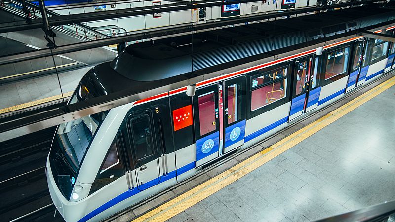 Boletines RNE - El amianto se cobra la vida de un cuarto trabajador del metro de Madrid - Escuchar ahora