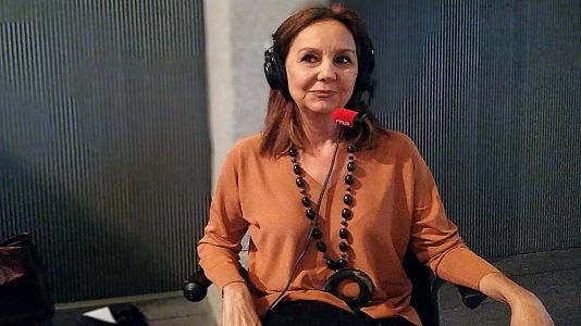 Por tres razones - Por tres razones - María Dueñas: "Los emigrantes tuvieron un gran coraje y valentía para salir de su país" - 22/01/20 - escuchar ahora