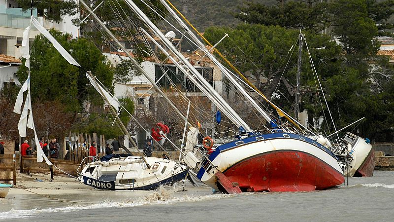 24 horas - La borrasca 'Gloria' deja ya siete muertos - Escuchar ahora