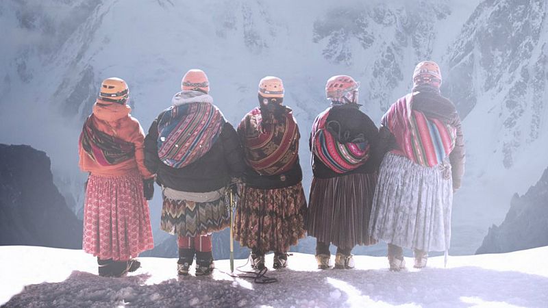 De cine - Documental 'Cholitas', escaladoras de Bolivia - 24/01/20 - Escuchar ahora