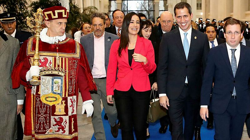 Informativos fin de semana - Guaidó: «Sin democracia y sin instituciones no se come» - Escuchar ahora