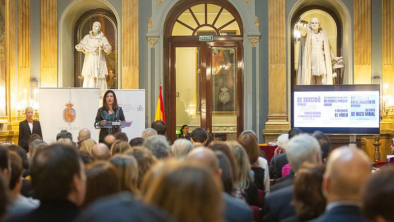 14 horas - Protección de Datos lanza una campaña contra la violencia sexual en las redes - Escuchar ahora