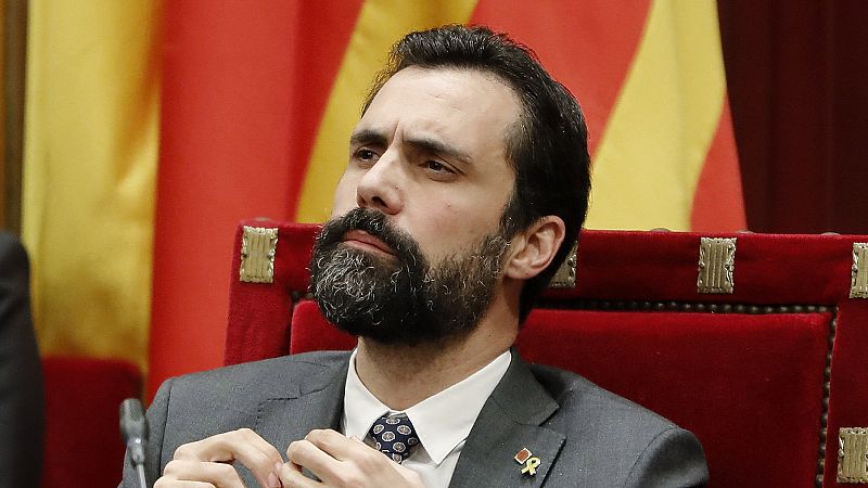 Boletines RNE - La Fiscalía investigará si Torrent ha cometido un delito de desobediencia  - Escuchar ahora