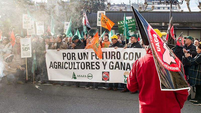 14 horas - Los agricultores se manifiestan para exigir precios justos - Escuchar ahora