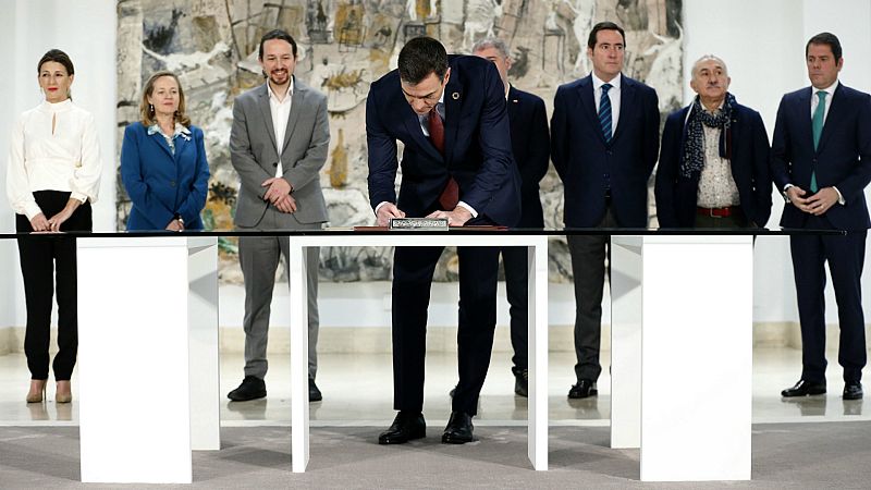 14 horas - Gobierno y agentes sociales firman el acuerdo para subir el SMI - Escuchar ahora