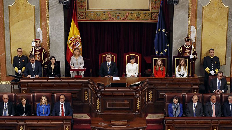 14 horas - El rey apela a la unidad al abrir la XIV Legislatura - Escuchar ahora