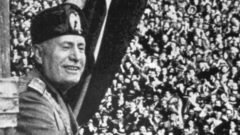 24 horas - En algún lugar del tiempo: el final de Mussolini - Escuchar ahora